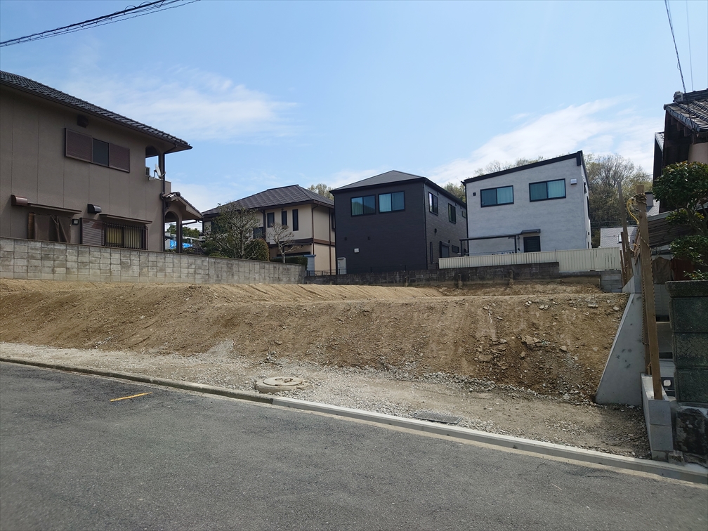 槇塚台３ 建築条件なし土地（西側）