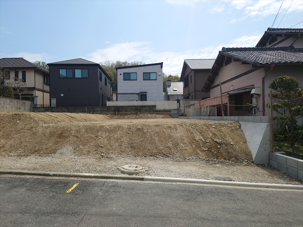 槇塚台３ 建築条件なし土地（西側）